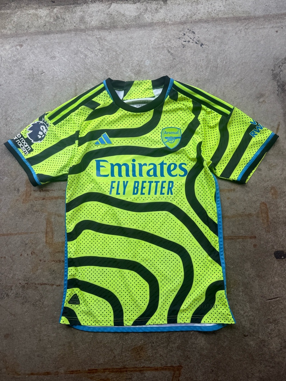 Mens Arsenal Neon Green Third Jersey Odegaard - Emirates Fly Better Large